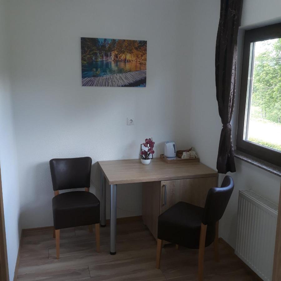 לינה וארוחת בוקר יאזרצה Plitvice House Rosha מראה חיצוני תמונה